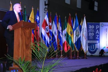 Charla Inaugural de Filgua 2016 Por Carlos Mesa Expresidente De Bolivia